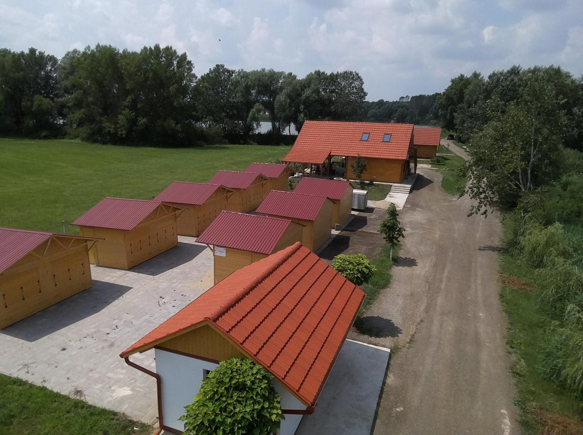 Apartmán Tomajor Vendeghazak Tiszaeszlar Exteriér fotografie